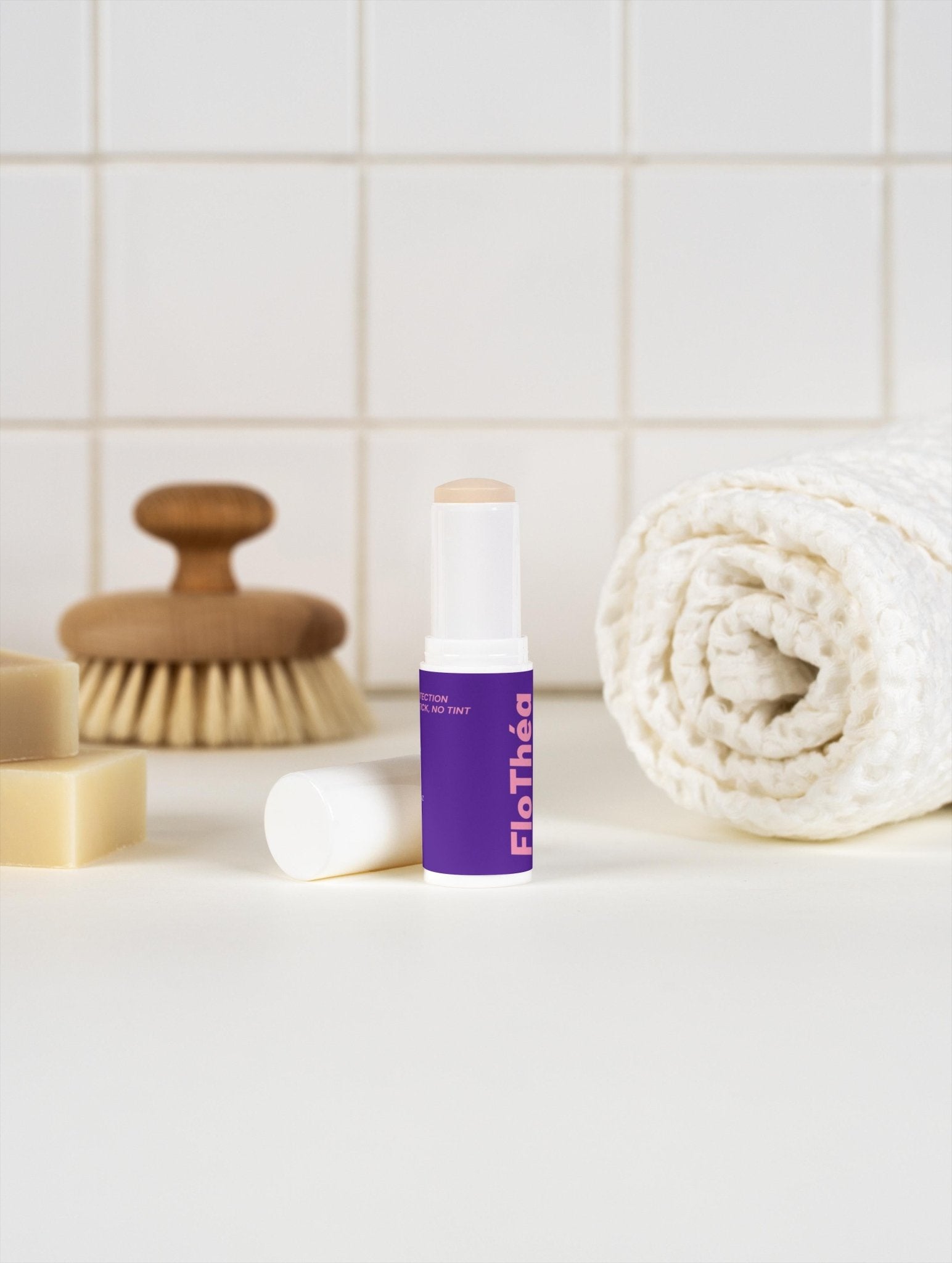 Sun Protection SPF50 Stick, no tint - FloThéa Organics