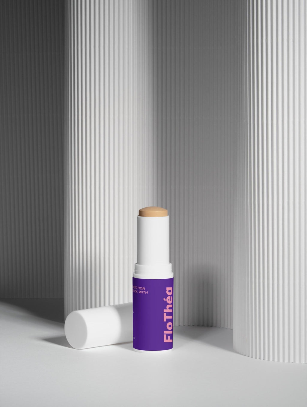 Sun Protection SPF50 Stick, with tint - FloThéa Organics